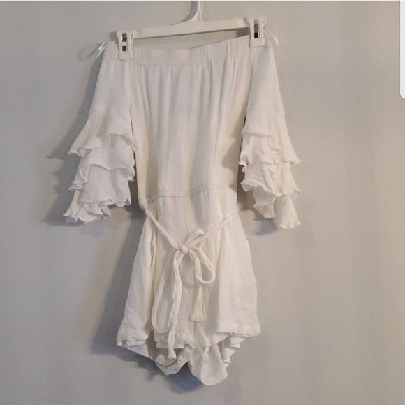 Lulus off shoulder ruffle romper - Picture 4 of 6